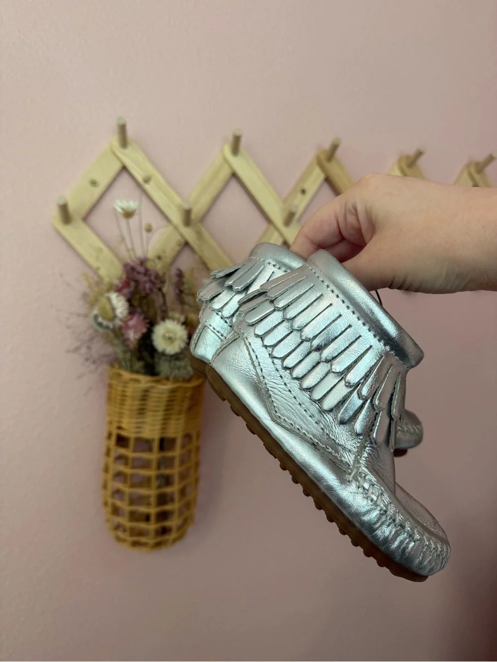NEW Minnetonka Kids Silver Fringe Ankle Boots - Stylish Toddler Shoes